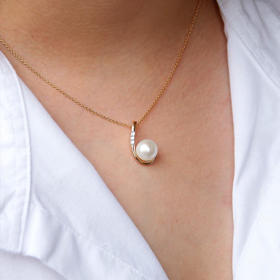 Pearl Hook Diamond Pendant